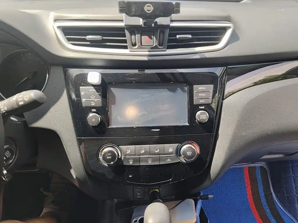 Nissan Qashqai 2017 — фото 13