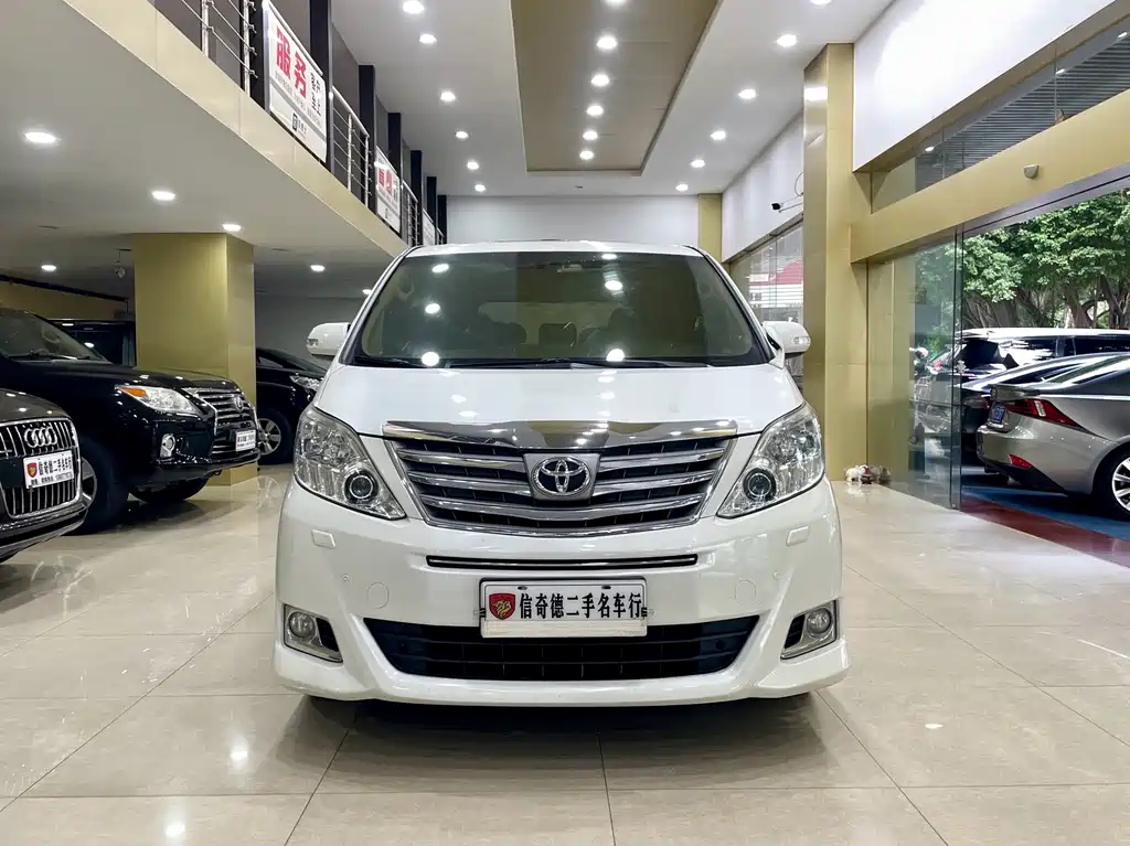 Toyota Alphard 2010 — фото 4
