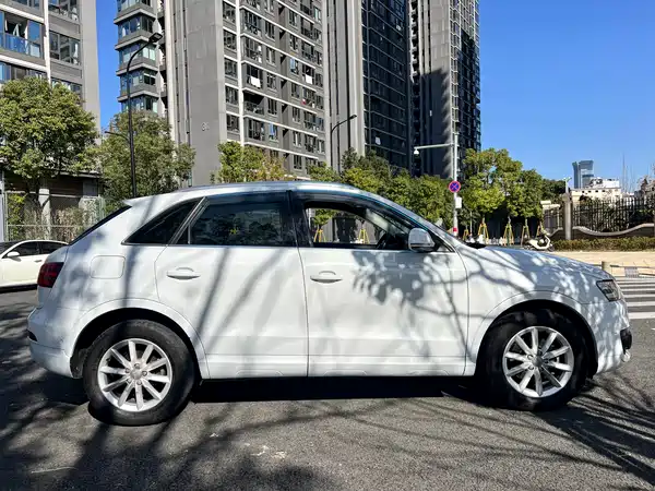 Audi Q3 2013