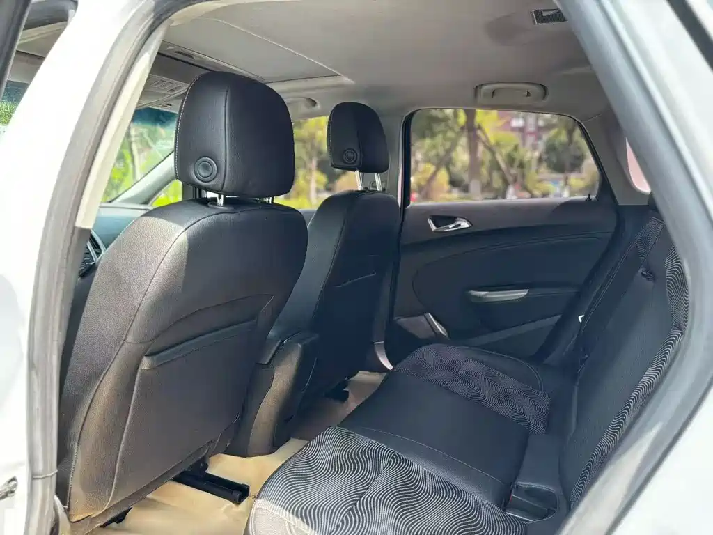Buick Excelle 2015