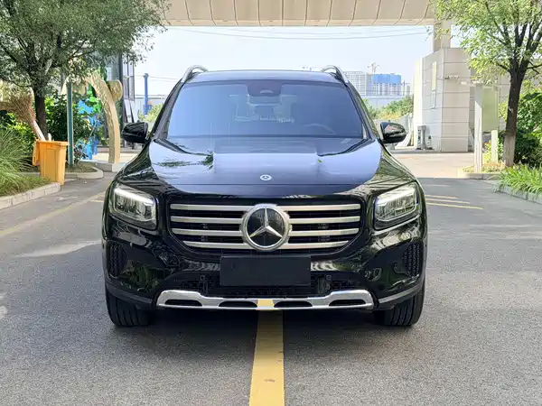 Mercedes-Benz GLB 2024