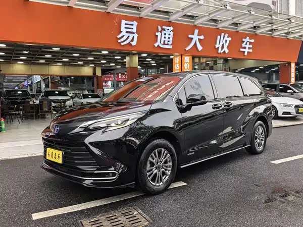 Toyota Sienna 2021