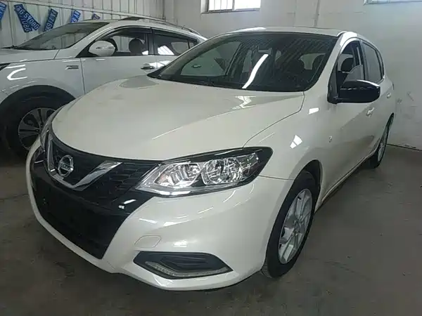 Nissan Tiida 2021