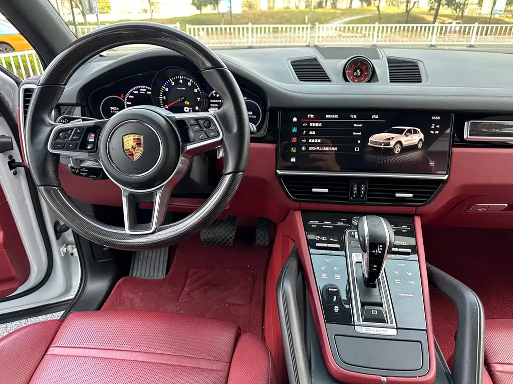 Porsche Cayenne 2023 — фото 12