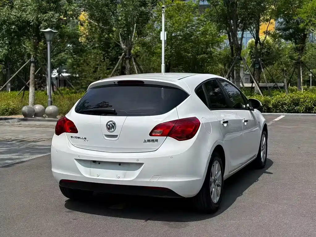 Buick Excelle 2015