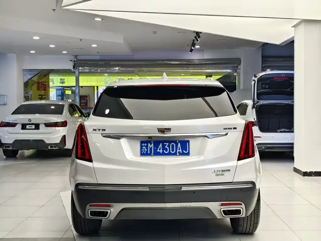 Cadillac XT5 2021 — фото 16