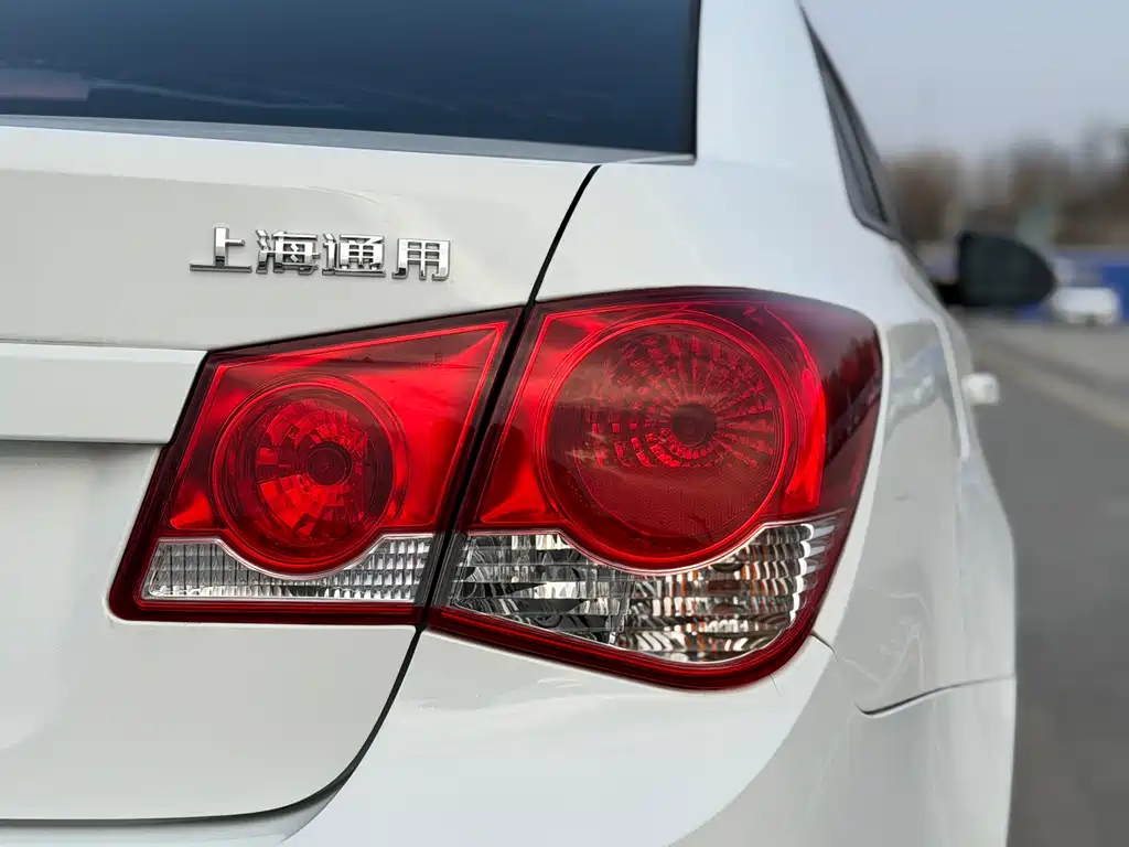 Chevrolet Cruze 2013 — фото 23