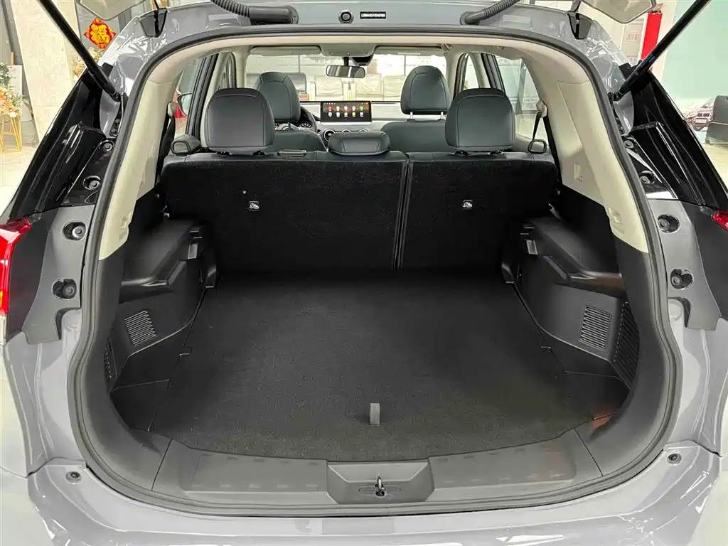 Nissan X-Trail 2025 — фото 17