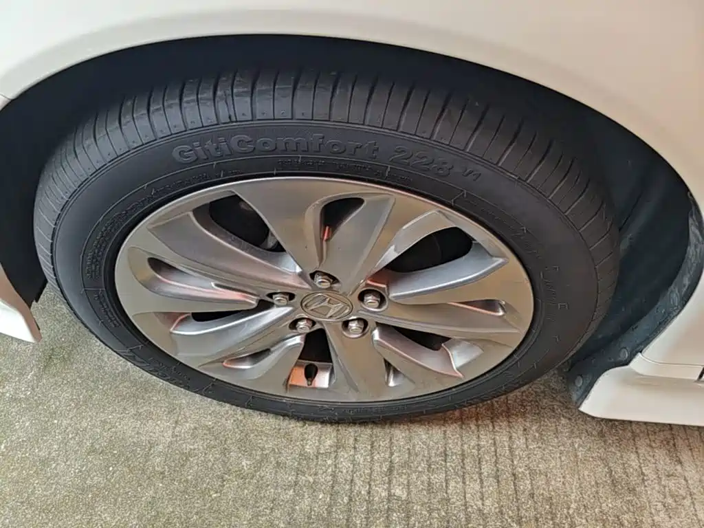 Honda Jade 2018 — фото 23