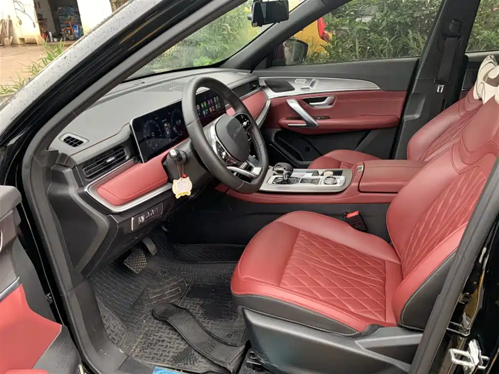 Jetour X70 PLUS 2025