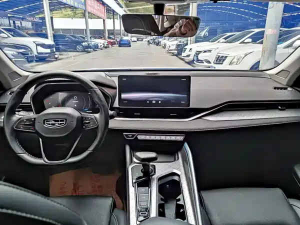 Geely Xingrui 2021
