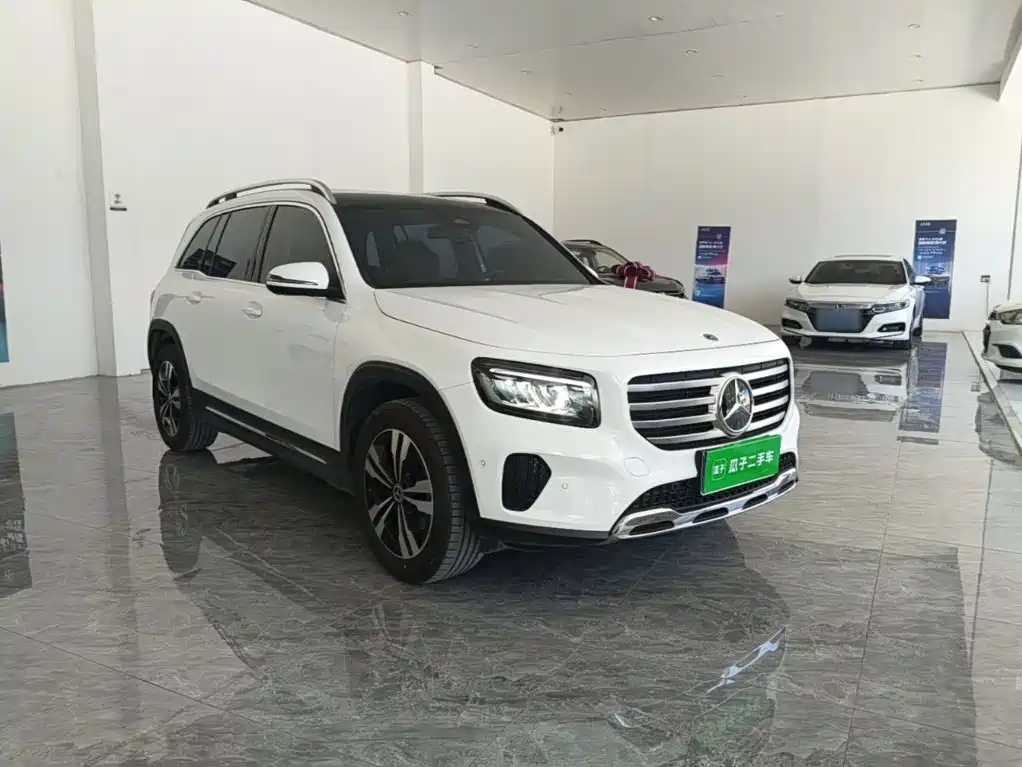 Mercedes-Benz GLB 2024 — фото 22