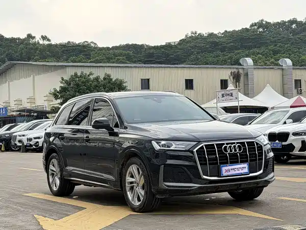 Audi Q7 2023