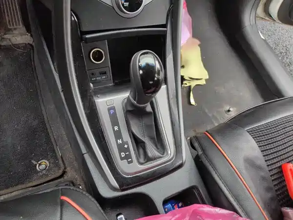 Hyundai Elantra Langdong 2015