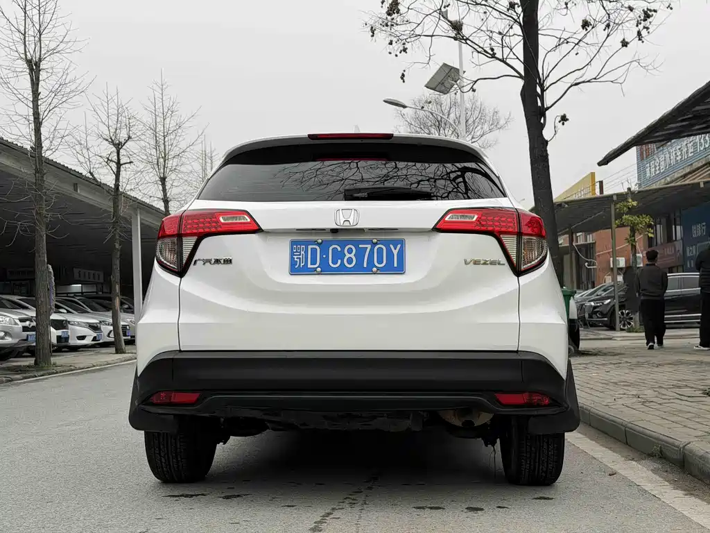 Honda Vezel 2022 — фото 3