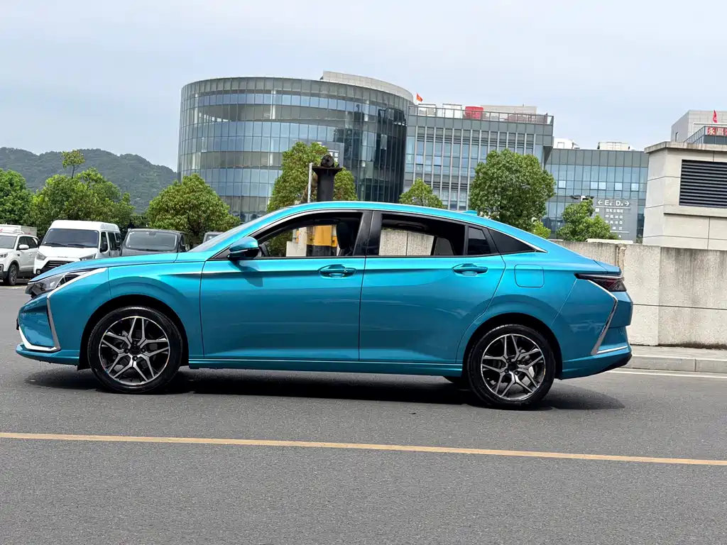Dongfeng Yixuan 2022