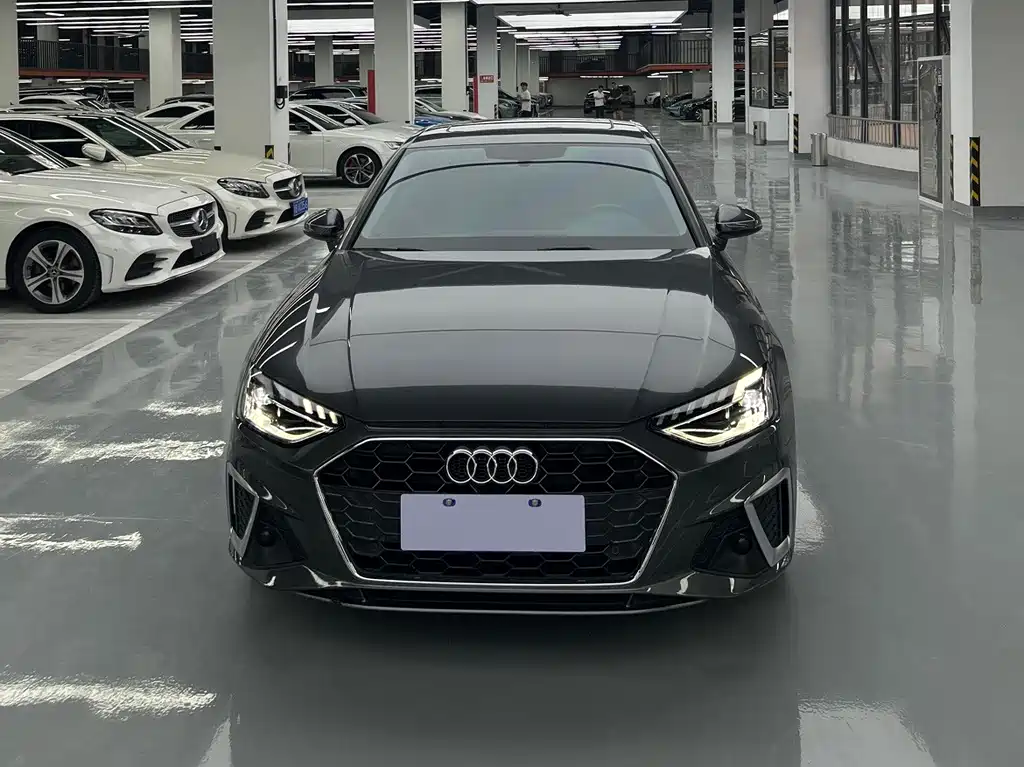 Audi A4L 2023