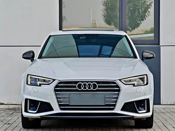 Audi A4L 2020