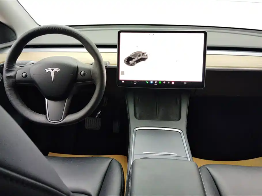 Tesla Model Y 2021 — фото 12