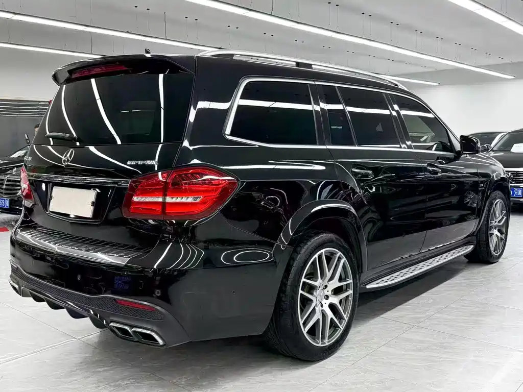 Mercedes-Benz GLS AMG 2017 — фото 6