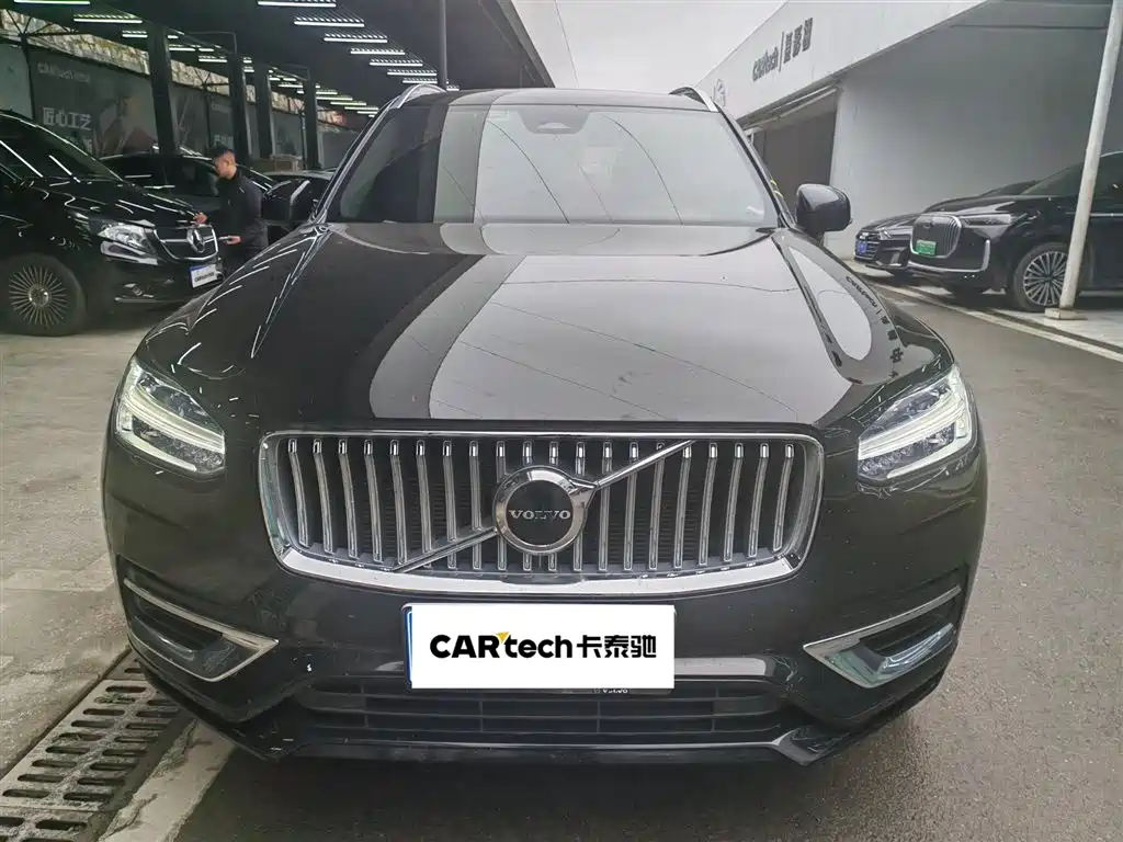 Volvo XC90 2023 — фото 2