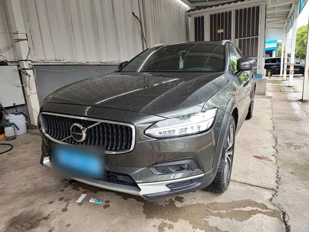 Volvo V90 2021