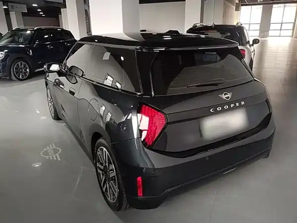 MINI Cooper 2024