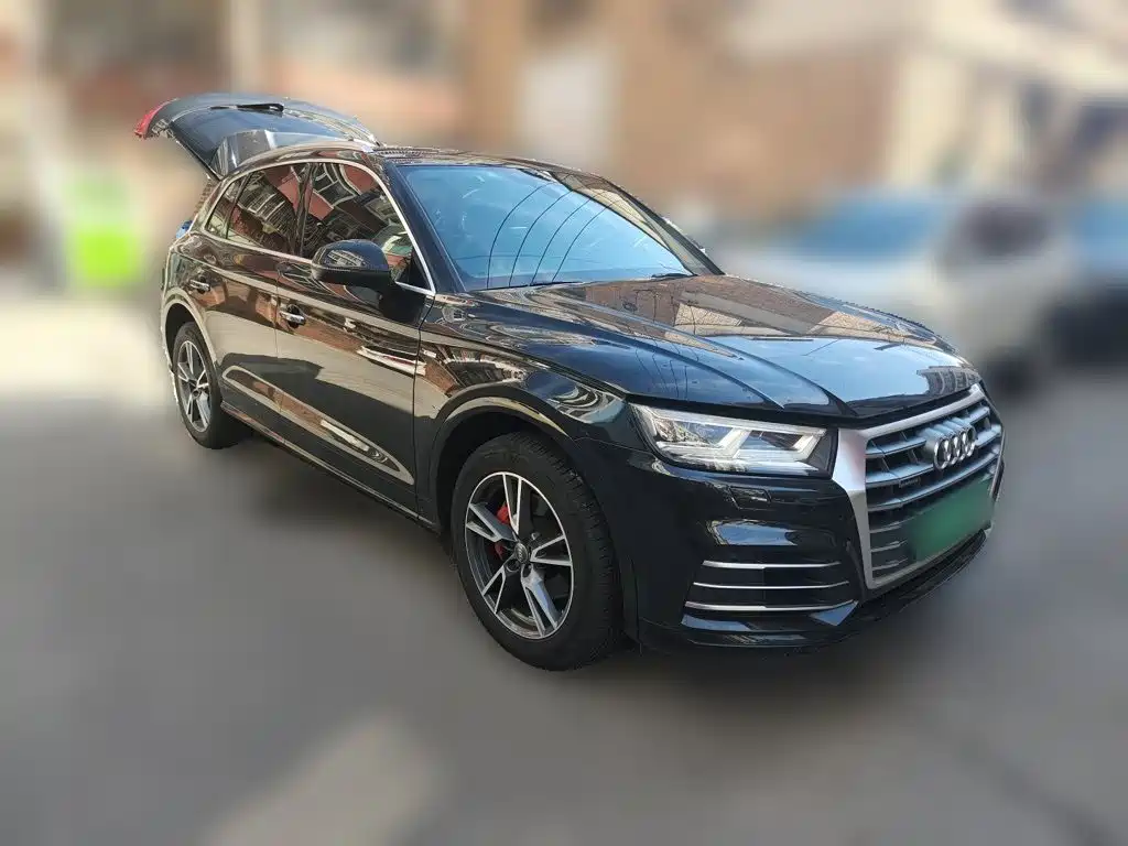 Audi Q5L 2020 — фото 3