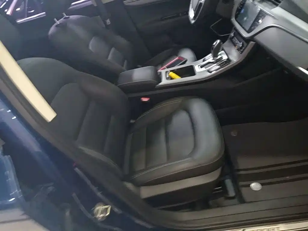 Geely Emgrand GS 2019 — фото 25
