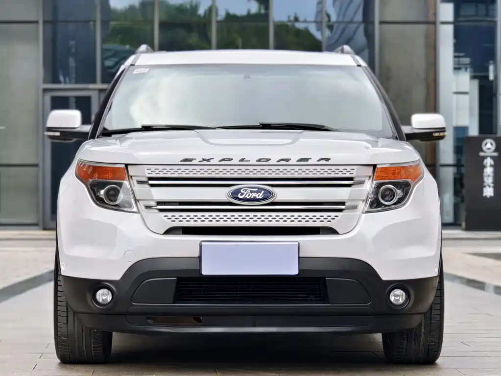 Ford Explorer 2015 — фото 2
