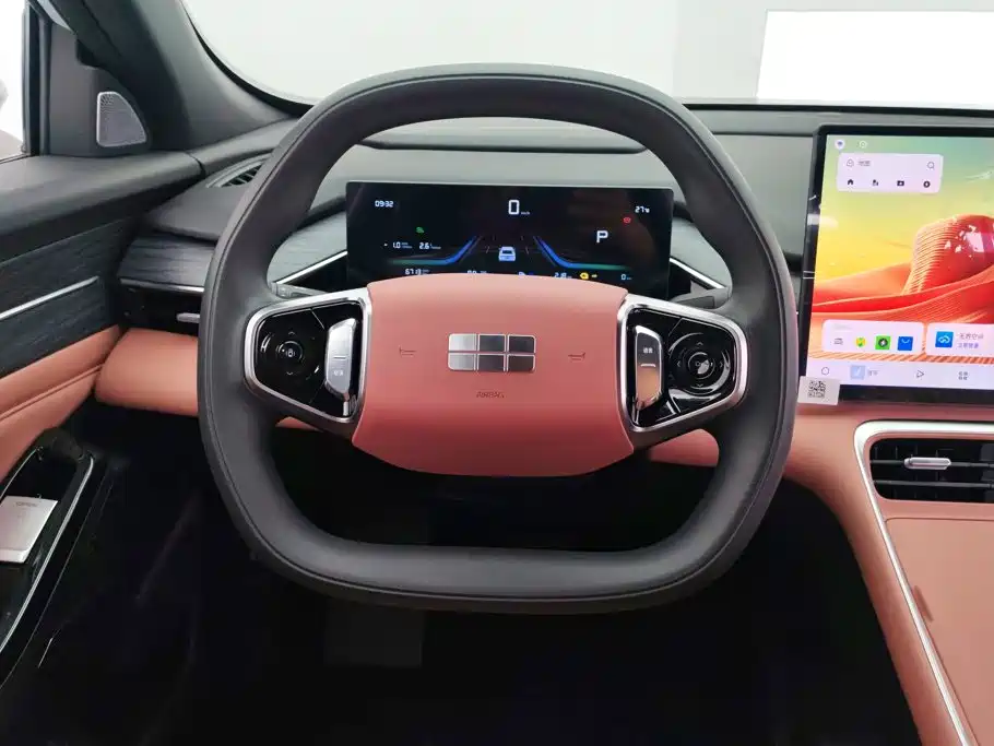Geely Galaxy L6 2025 — фото 15