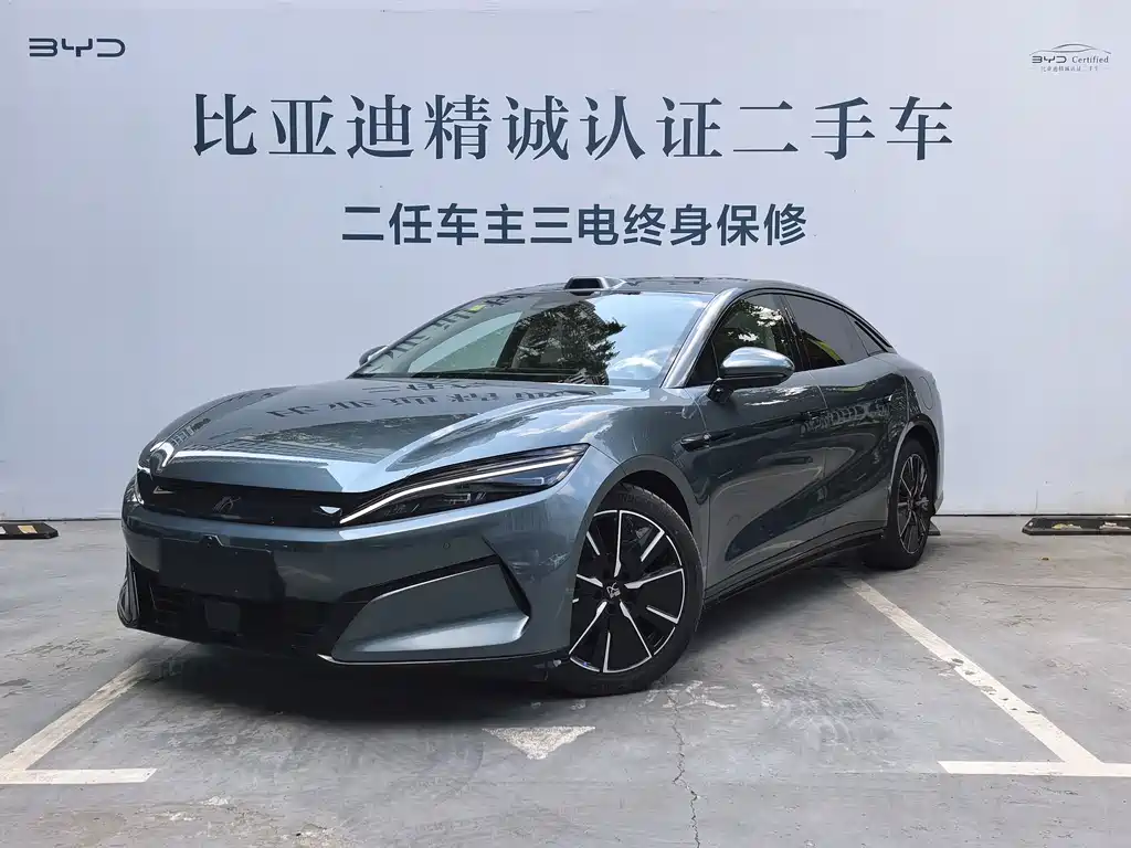 BYD Han L 2025