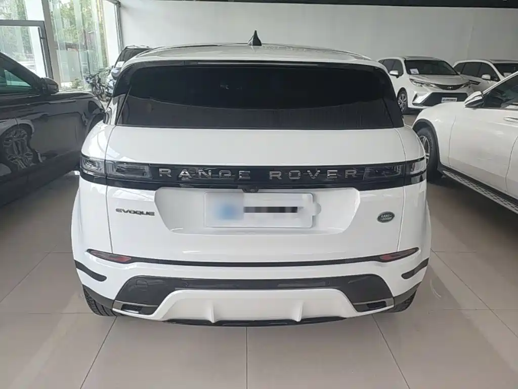 Land Rover Range Rover Evoque 2022 — фото 6