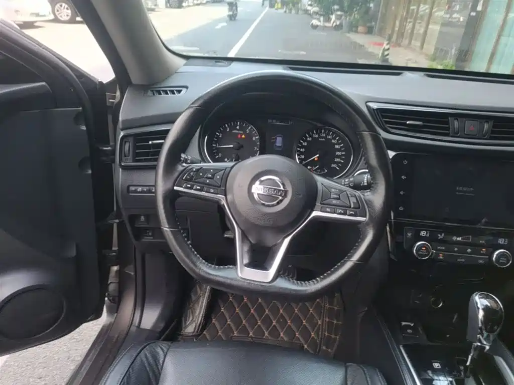 Nissan X-Trail 2019 — фото 11
