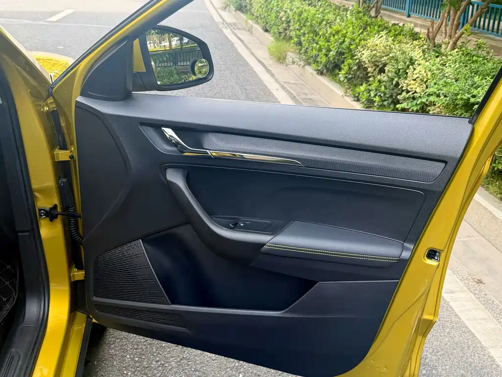 Skoda Kamiq 2021 — фото 10