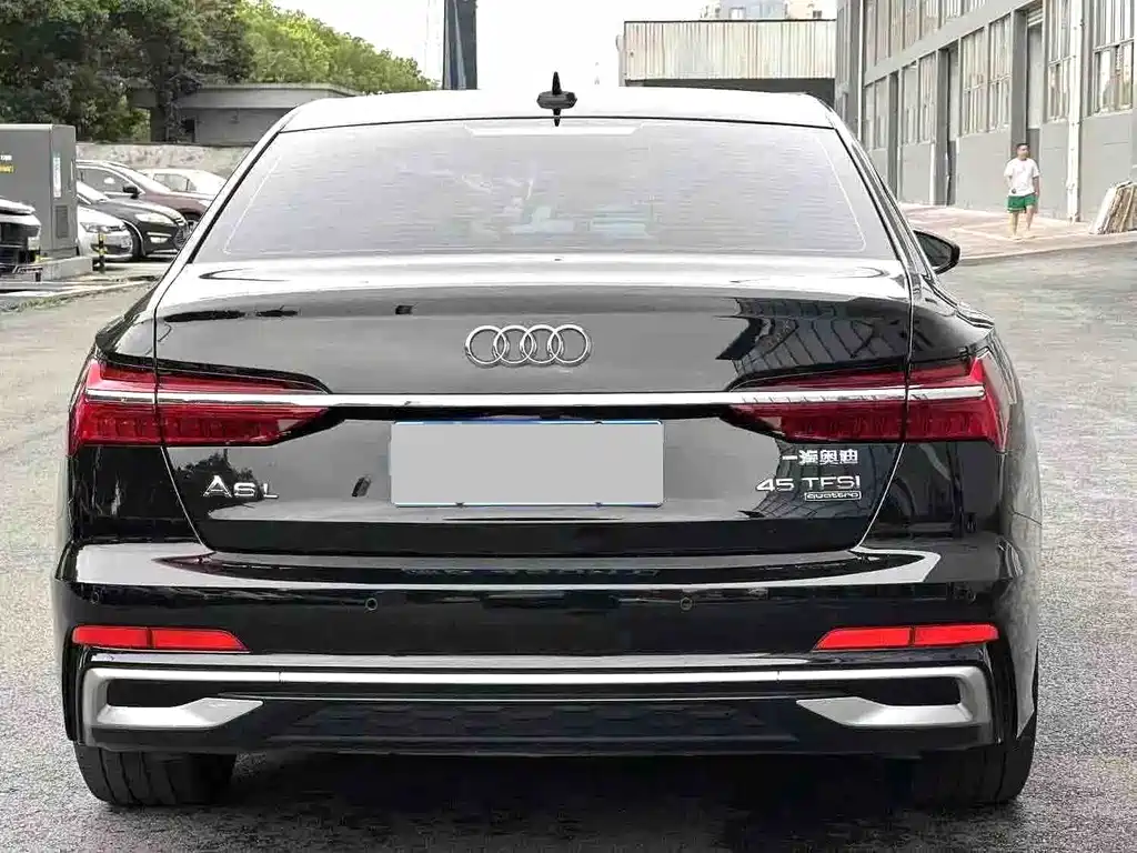 Audi A6L 2024 — фото 8
