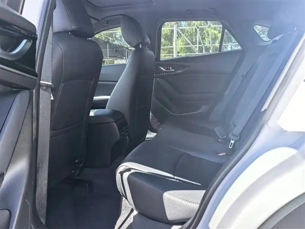 Mazda CX-4 2023