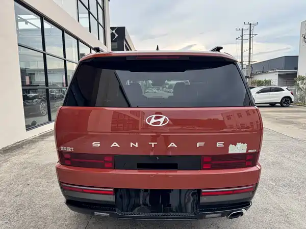 Hyundai Santa Fe 2024