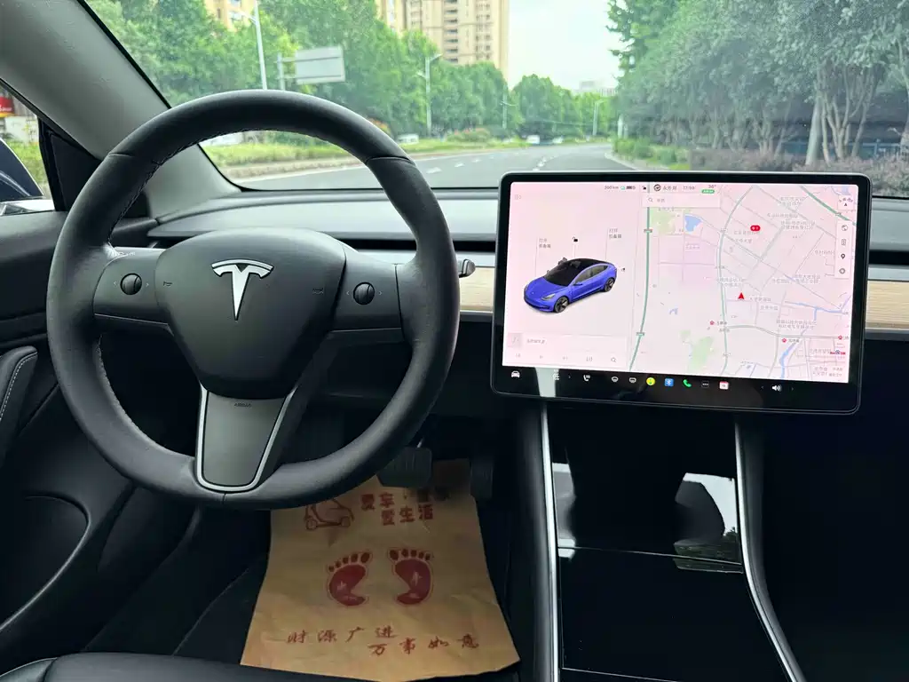 Tesla Model 3 2019 — фото 15