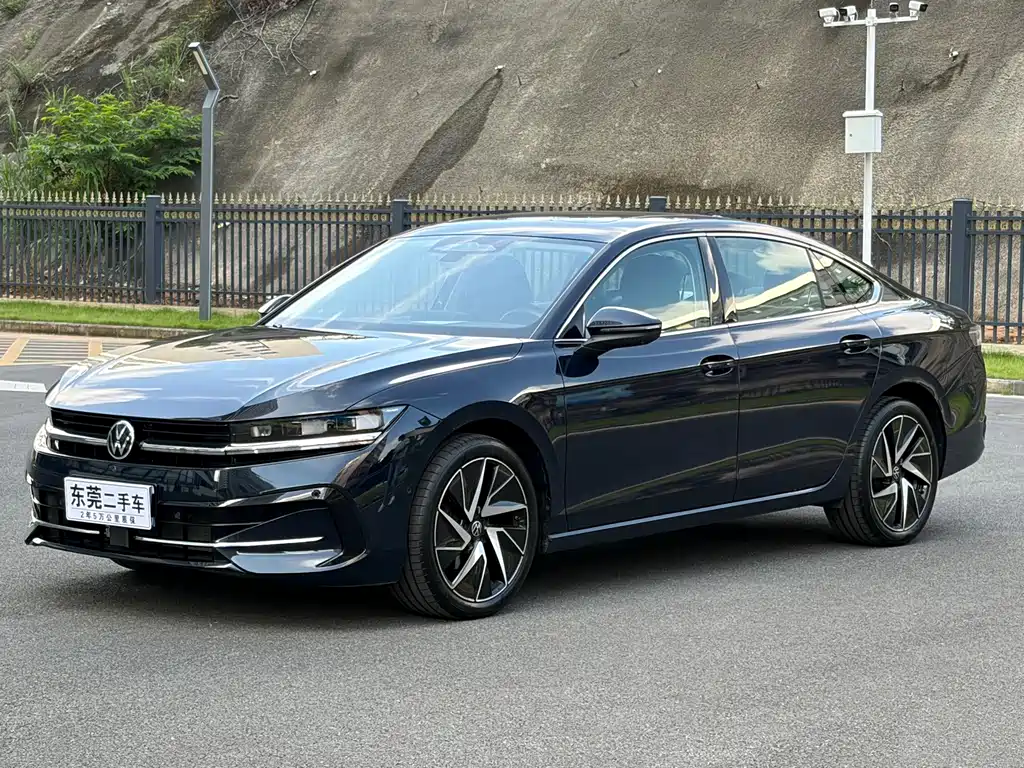 Volkswagen Magotan 2024