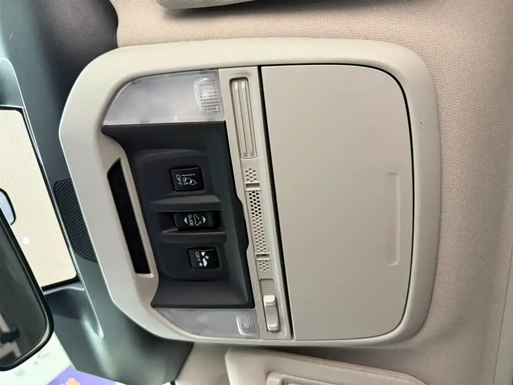Subaru Forester 2022 — фото 16