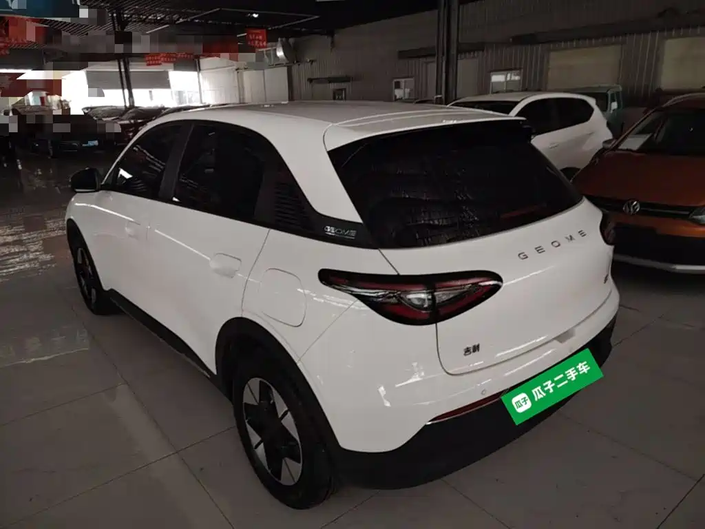 Geely Galaxy Starwish 2025 — фото 5