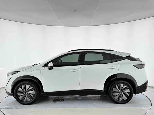 Nissan ARIYA 2023
