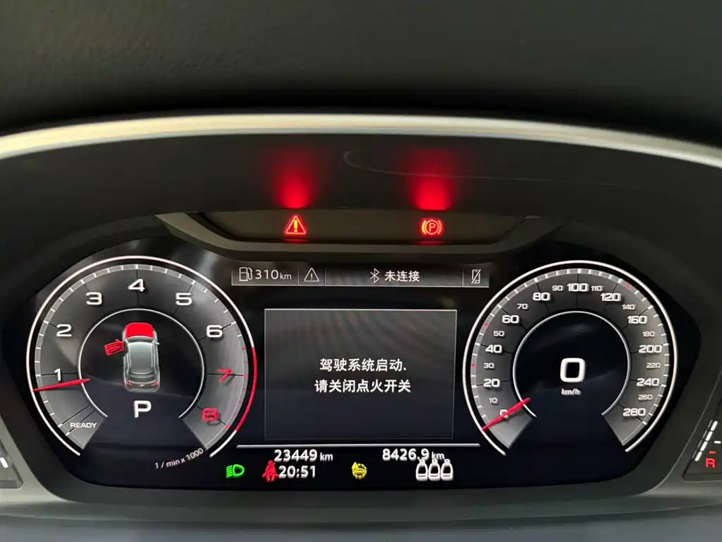 Audi Q3 2023 — фото 10