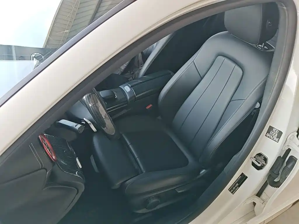 Mercedes-Benz A-Class 2022 — фото 15