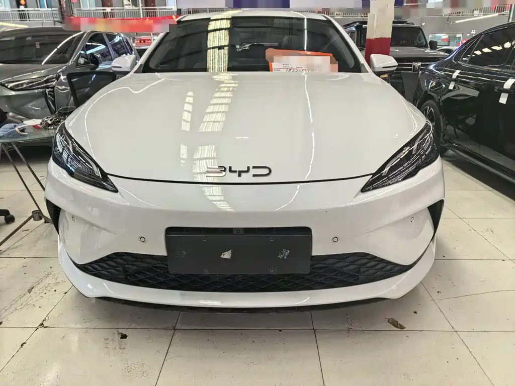 BYD Seal 05 DM-i 2025 — фото 3