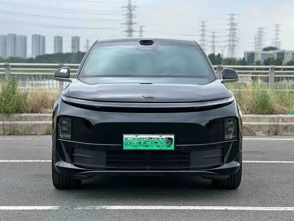 Li Auto L6 2026