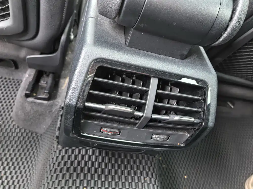 Audi Q3 Sportback 2022 — фото 13