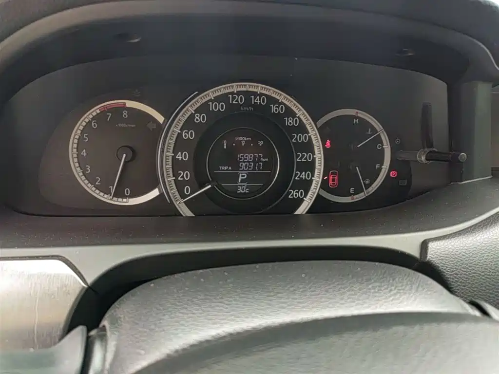 Honda Accord 2015 — фото 12