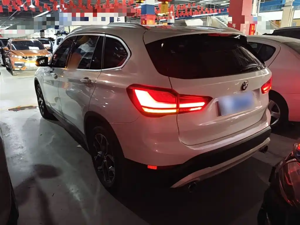 BMW X1 2021 — фото 5